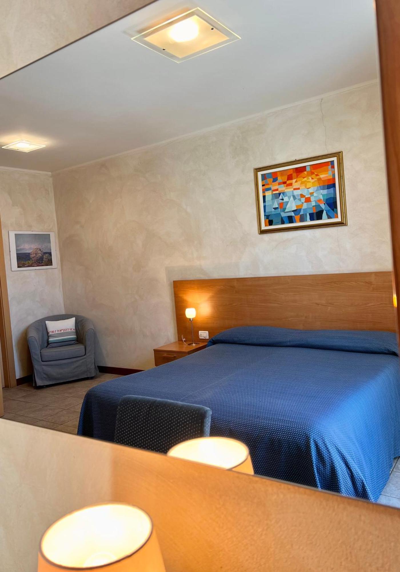 Bed and Breakfast Acqua Di Mare Бордигера Экстерьер фото